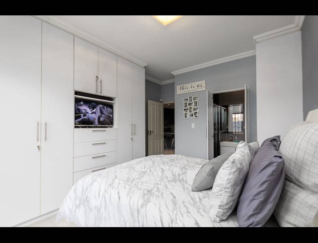3 BEDROOM FREESTANDING FOR SALE IN PARKLANDS